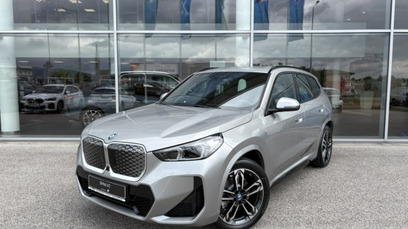 iX1 xDrive30